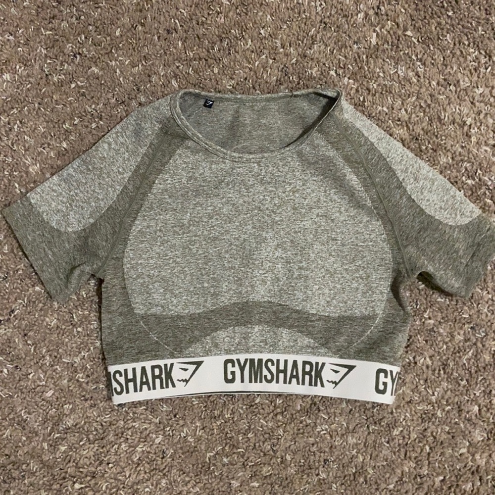 Gymshark crop top